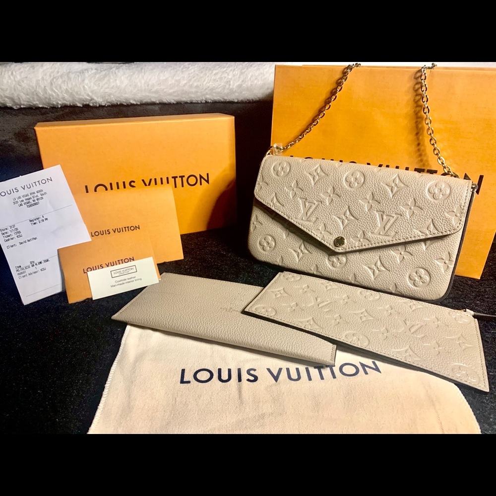 NWT WITH RECEIPT !! Louis Vuitton Felicie Pochette